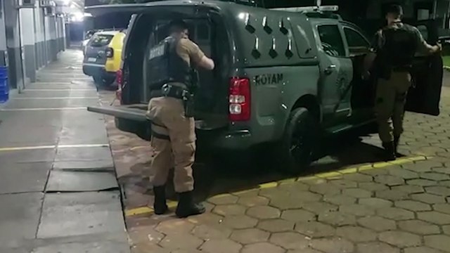 Rotam detém homem com drogas e apreende munições em Santa Tereza do Oeste
