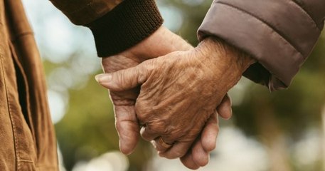 Amoureux et inséparables depuis 52 ans, ils décèdent le même jour, à quelques minutes d'intervalle