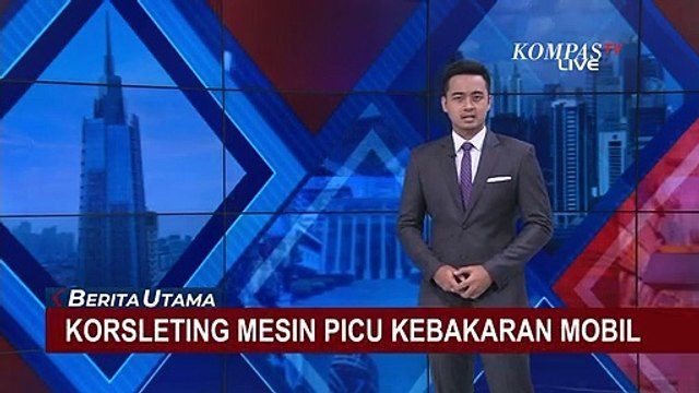 Diduga Akibat Korsleting di Mesin AC, Sebuah Minibus Travel Hangus Terbakar di Bekasi