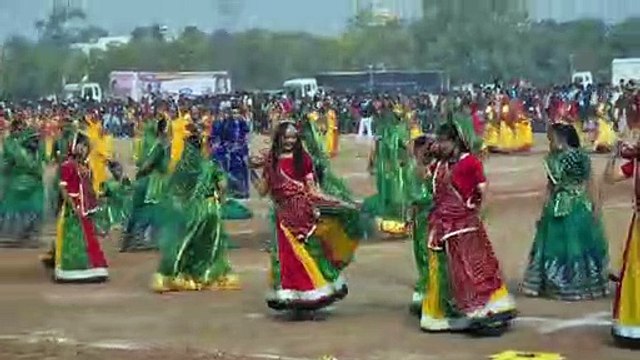 देश के प्रति दिखाया जज्बा, गूंजे राष्ट्रभक्ति के तराने, तिरंगे को सलामी