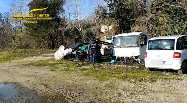 Montesilvano (PE) - Terreno demaniale occupato abusivamente: blitz dei finanzieri (26.01.23)