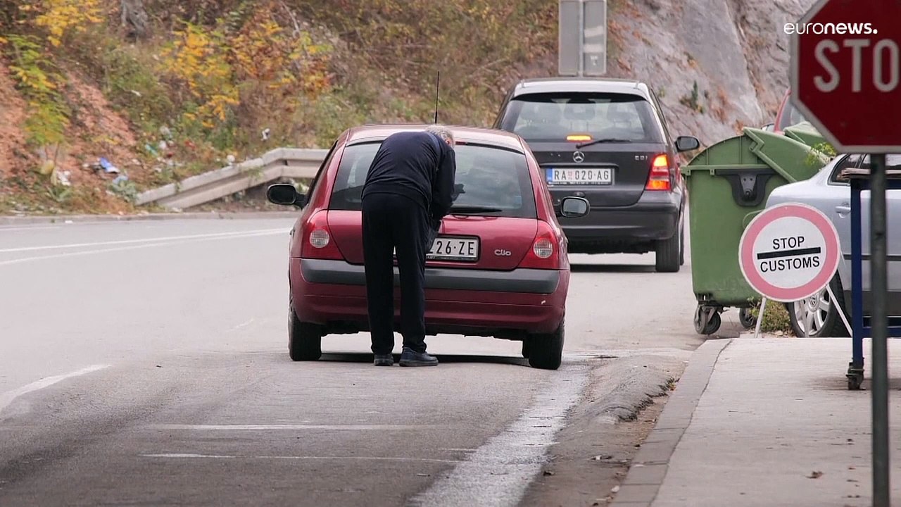 Weiter wütend: Serben im Kosovo klagen wegen Autokennzeichen