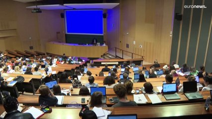 Hungría promete reformas en la dirección de sus universidades para no perder los fondos europeos
