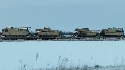 Tanks transported by train in Kansas after Biden announces M1 Abrams support for Ukraine