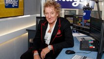 Rod Stewart calls for Tory government to step down amid NHS crisis