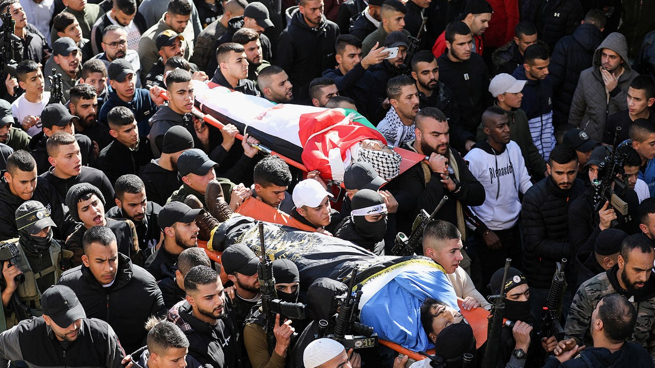 شهداء وجرحى في اقتحام الجيش الإسرائيلي لجنين وم...