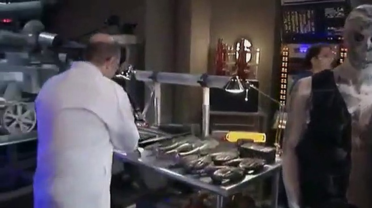 Stargate SG1 - Se7 - Ep17 - Heroes (1) HD Watch