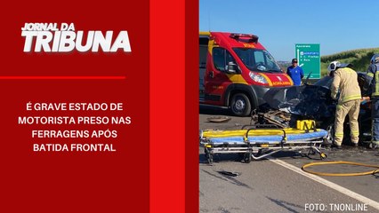 É grave estado de motorista preso nas ferragens após batida frontal