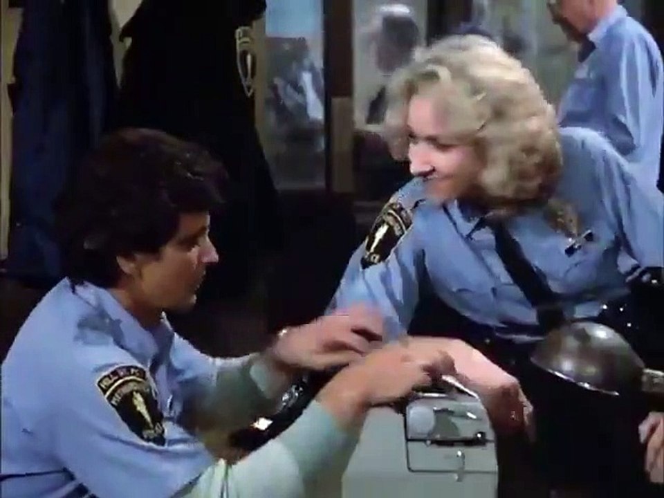 Hill Street Blues - Se3 - Ep09 - A Hair of the Dog HD Watch