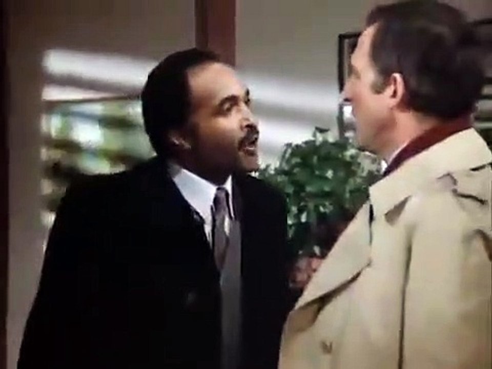 Hill Street Blues - Se3 - Ep15 - Moon Over Uranus - The Sequel HD Watch