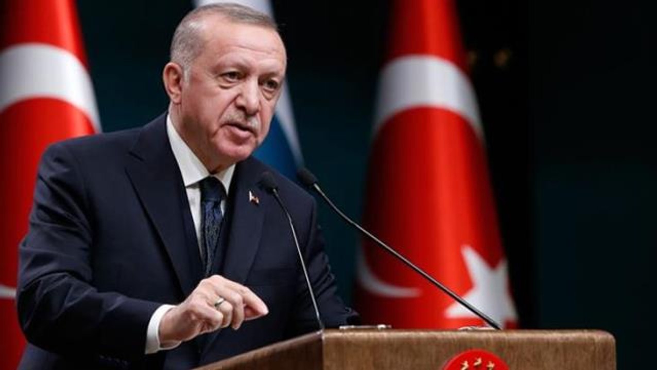 AK Parti'den 6'lı masanın "Cumhurbaşkanı Erdoğan'ın aday olamayacağı" iddiasına ilk tepki: Bırakın bunları, adayınızı çıkarın