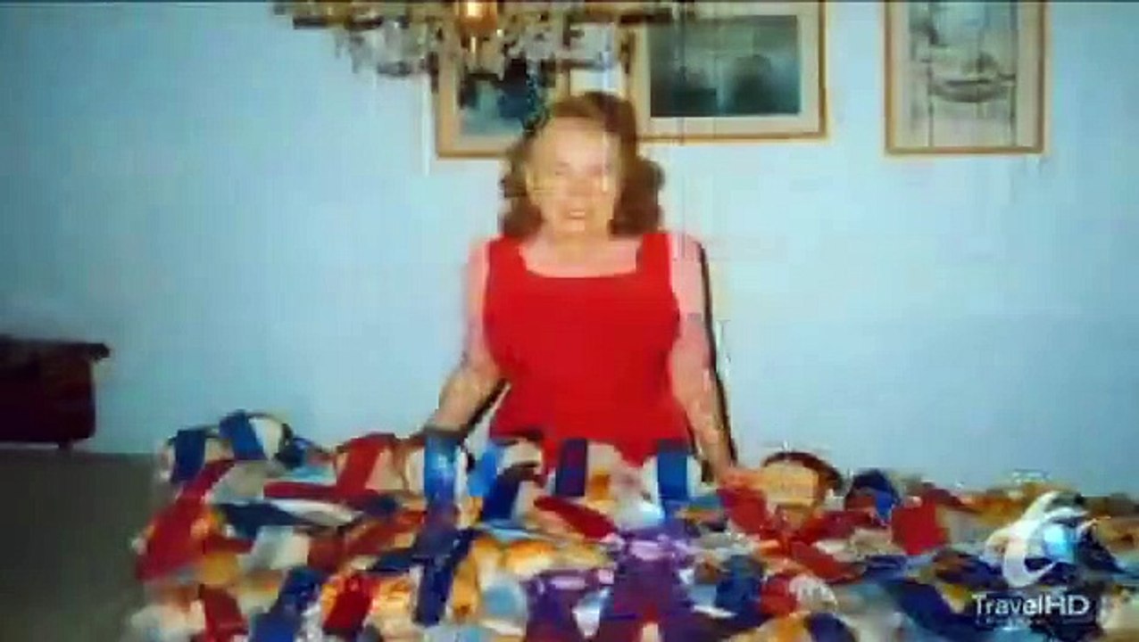 Bizarre Foods with Andrew Zimmern - Se3 - Ep11 HD Watch