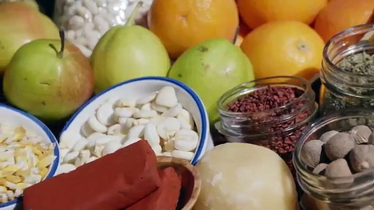 The American Barbecue Showdown - Se1 - Ep07 - Barbecue Around the World HD Watch