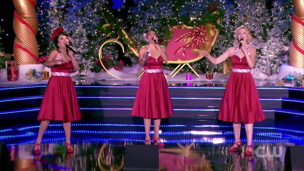 The Christmas Caroler Challenge - Se2 - Ep03 - Four to the Finals (1) HD Watch