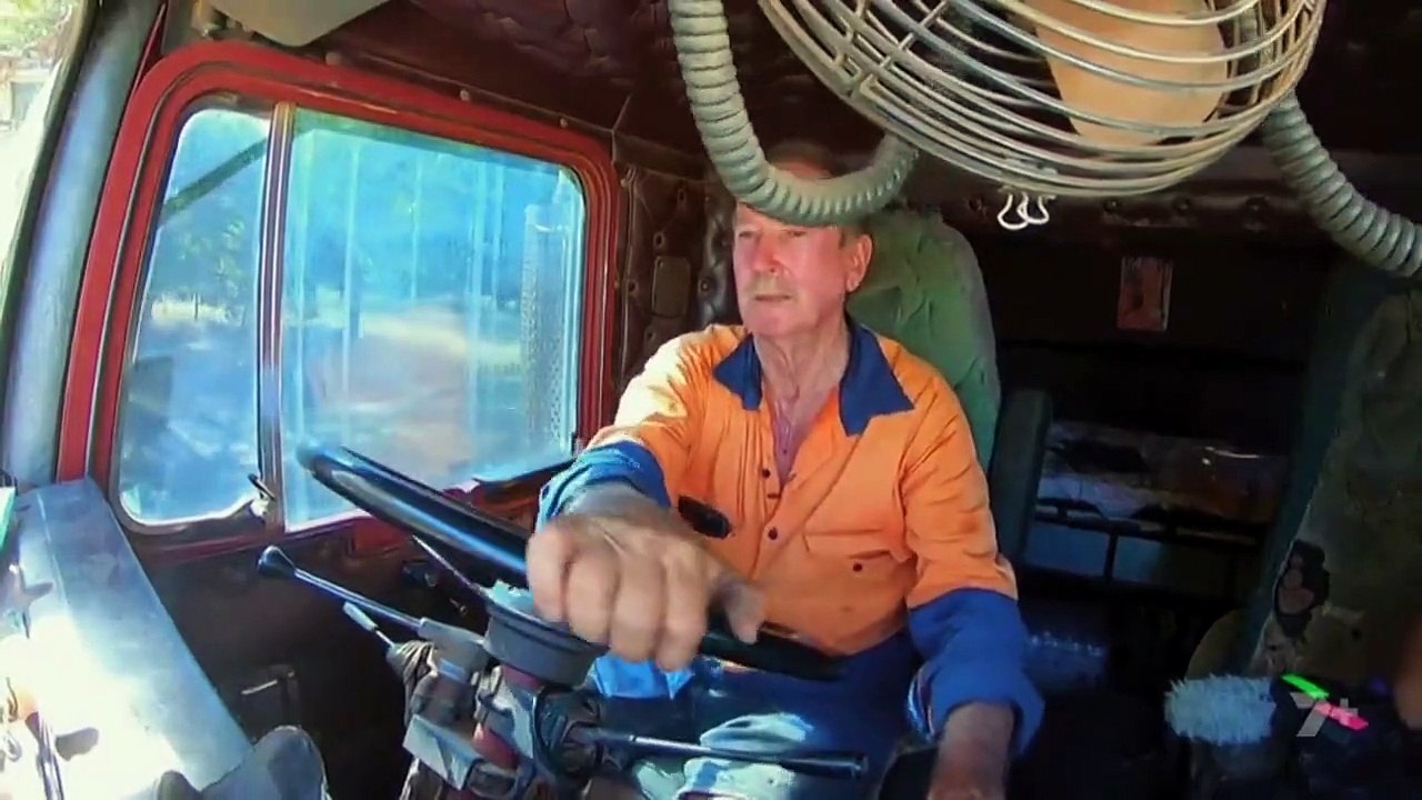 Outback Truckers - Se9 - Ep13 HD Watch