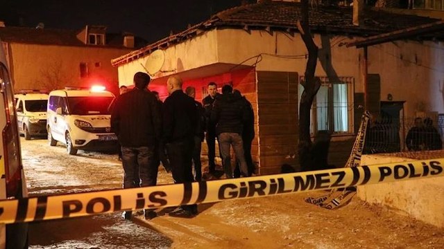 2 yaşındaki çocuk evde ölü bulundu: Annesi ve sevgilisi her yerde aranıyor