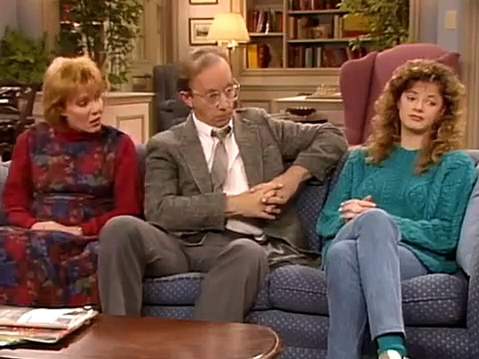 ALF - Se3 - Ep12 - Hide Away HD Watch