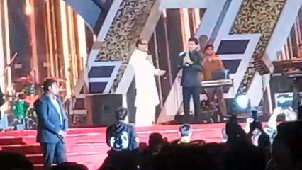 जबलपुर में मुख्यमंत्री शिवराज सिंह ने जी नर्मदा आरती