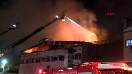 Pendik'te cam fabrikasında yangın çıktı