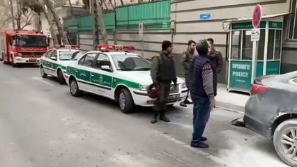 İran'da Azerbaycan Büyükelçiliği'ne silahlı saldırı: 1 ölü