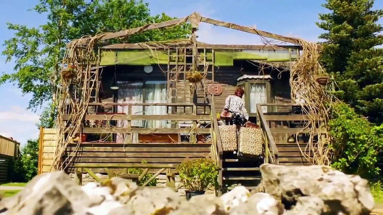 Home From Home - Se1 - Ep02 HD Watch