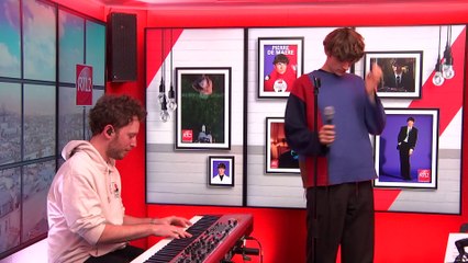 LIVE - Pierre de Maere interprète "Un jour je marierais un ange" dans Le Double Expresso (27/01/23)