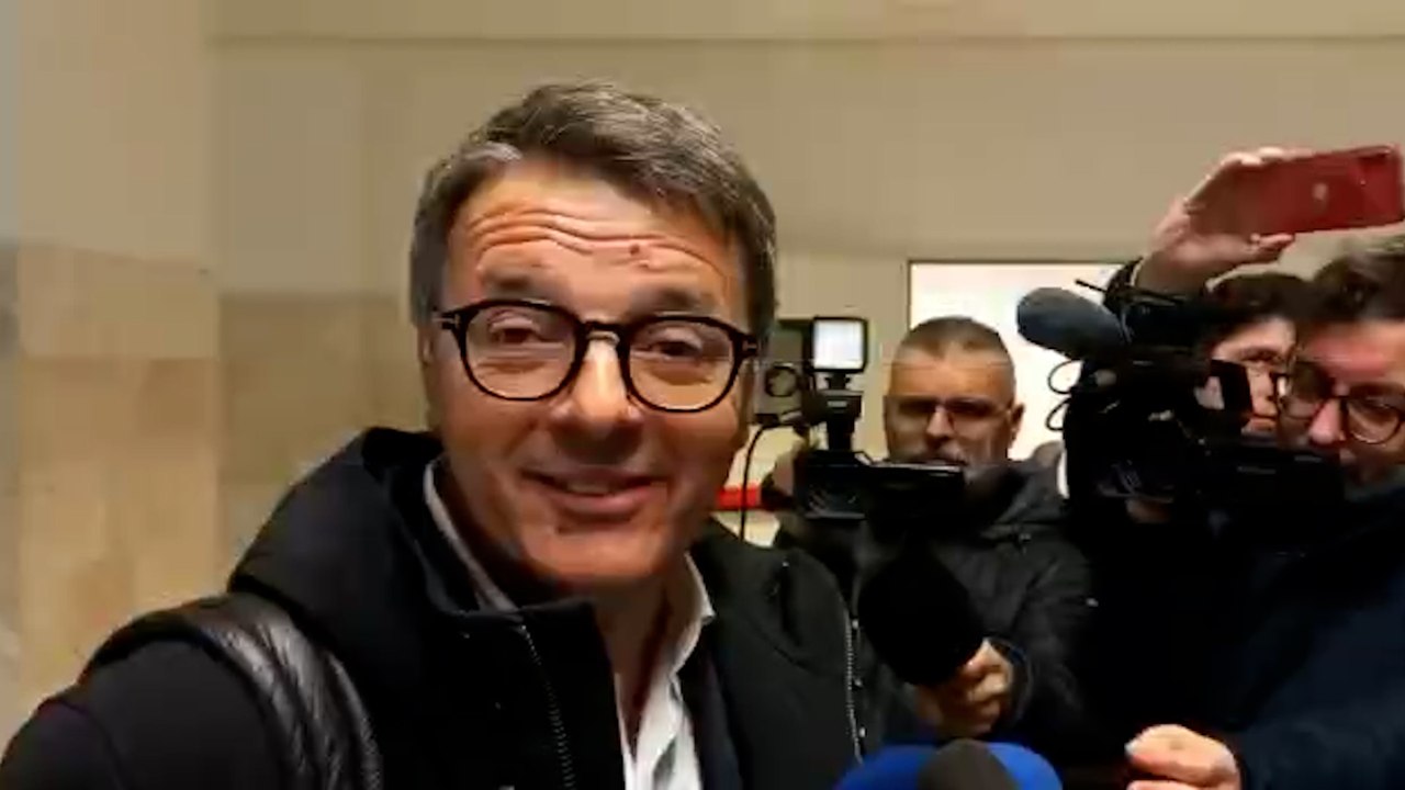 Matteo Renzi in tribunale: "Speriamo che il pm sia più tranquillo"