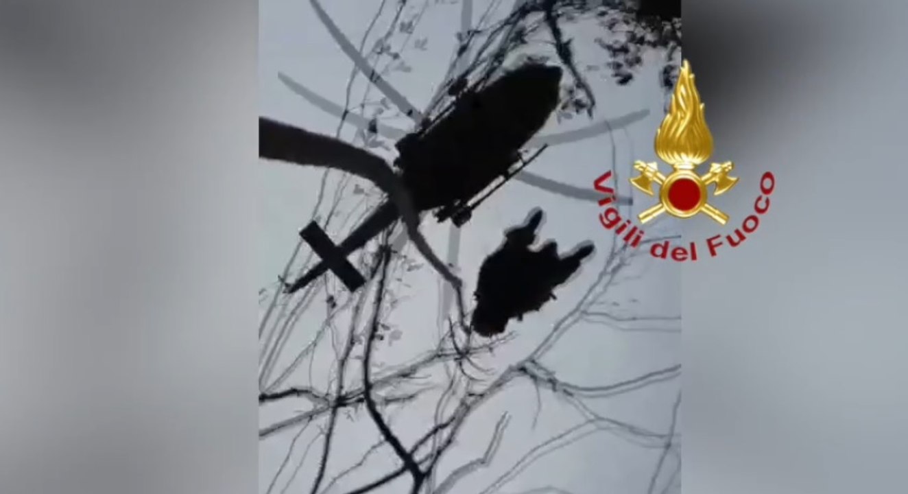 Torre del Greco (NA) - Donna dispersa alle pendici del Vesuvio: soccorsa dai Vigili del Fuoco (27.01.23)