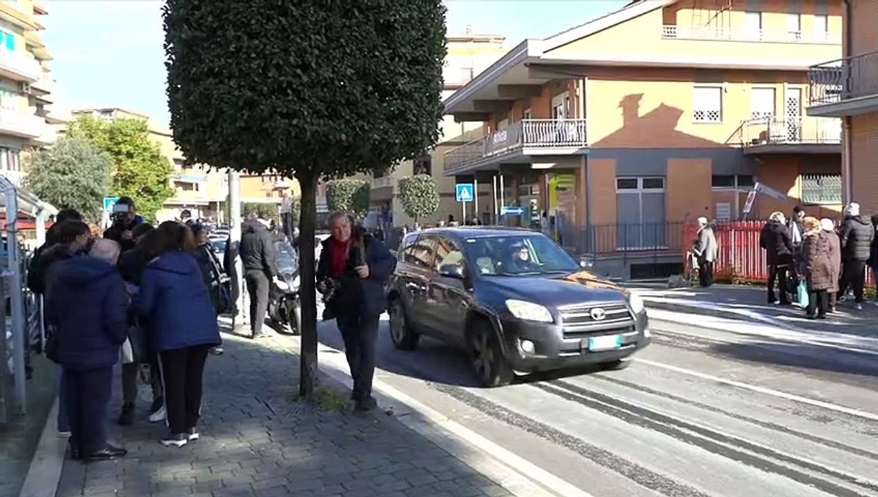 Incidente a Roma, morti cinque ragazzi. I residenti: "Paura a passare sulle strisce"