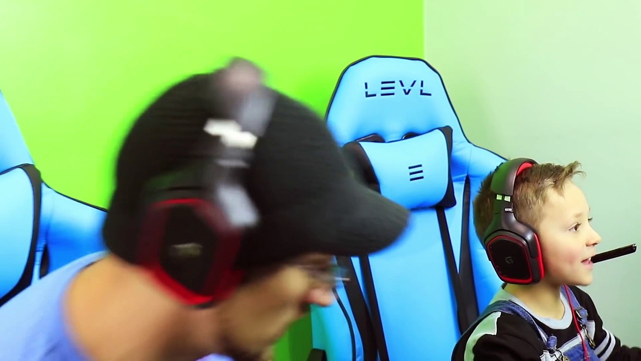 ROBLOX FLOOD ESCAPE Pt.2!  Try Not To Drown Challenge w_ FGTEEV Duddy & Chase #21