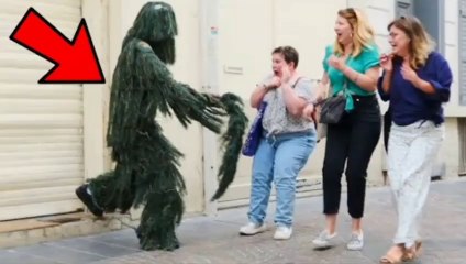 Elles mont pas vue venir  Bushman Prank