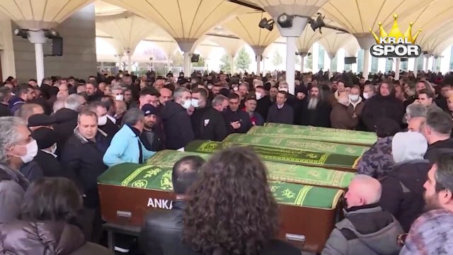 Teknik direktör Ümit Özat'ın babası Ali Özat son yolculuğuna uğurlandı