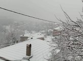 İzmir'in 3 ilçesinde kar yağışı