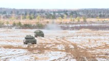 La ministra de Defensa viaja a Letonia para asistir a unas maniobras de los Leopard españoles