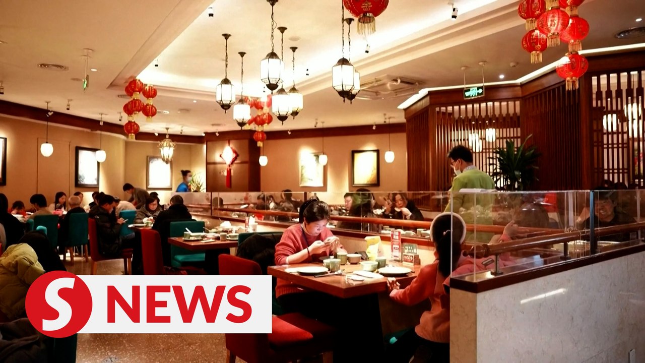 Spring Festival booms consumption in China