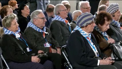 Ucrania recuerda la masacre del Holocausto en mitad de la masacre que está perpetrando Rusia