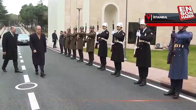 Hulusi Akar ve beraberindeki TSK komuta kademesi, MSÜ’de