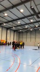 Senior A : communion après la belle victoire contre Crépy