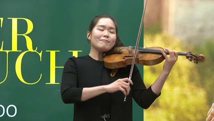 에스더 유, "외국에 오래 살아도 나는 한국 사람" / YTN