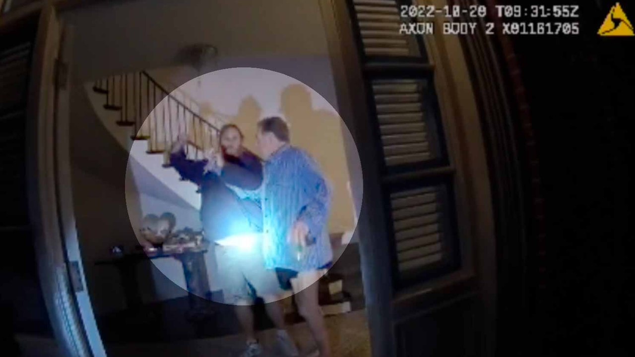 Vídeo mostra violento ataque com martelo a marido de ex-presidente da Câmara dos EUA