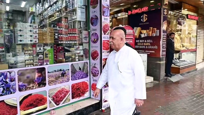 Foodstuff seller in Dubai