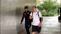 Jogadores chegam no hotel em Brasília para decisão da Supercopa do Brasil