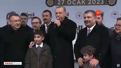 CHP Sözcüsü Öztrak, Erdoğan'ın şarkı söylediği anları paylaştı: "Geçmiş olsun Bilecik"