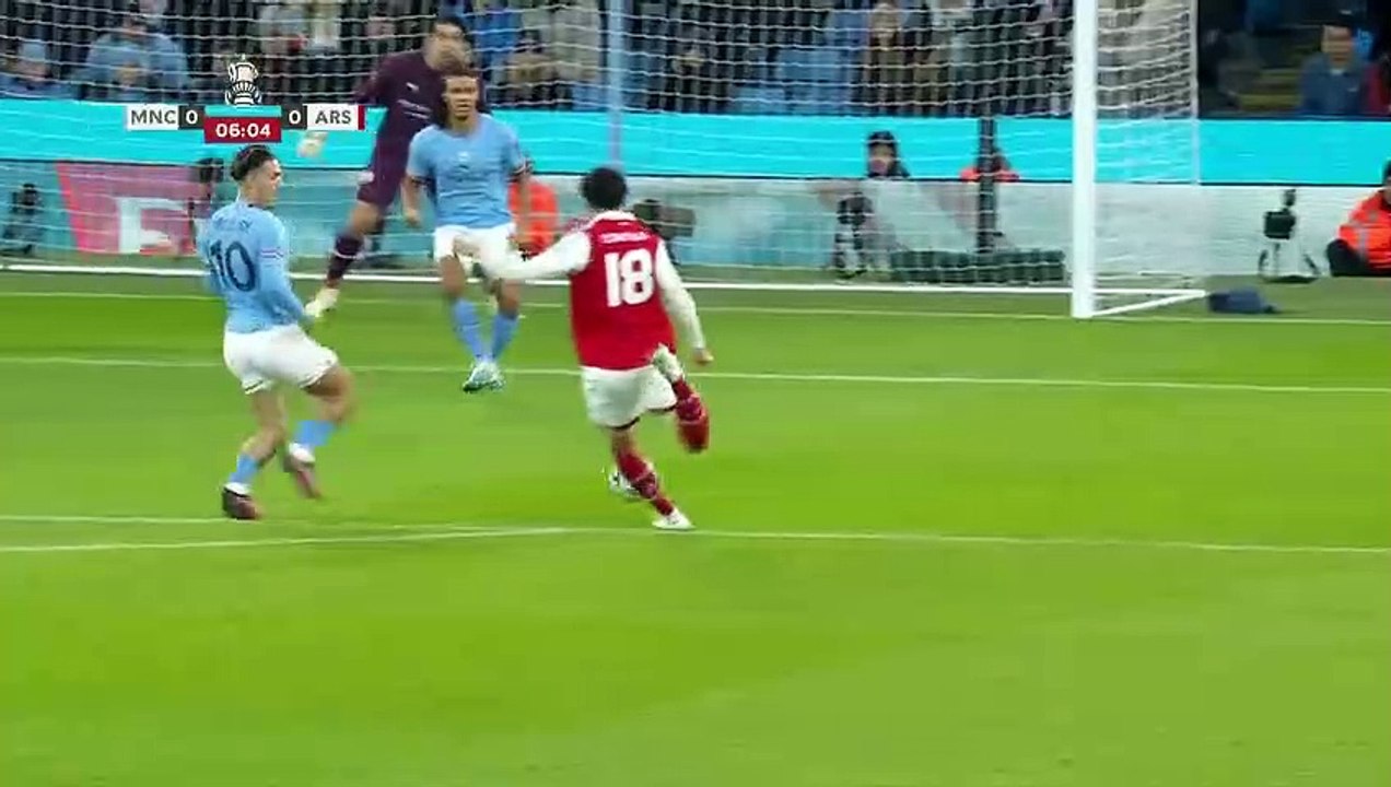 Manchester City vs Arsenal Extended Highlights