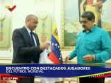 Presidente Maduro recibe en Miraflores a las estrellas del fútbol David Trezeguet y Míchel Salgado