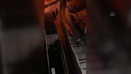 Doğu Kudüs'te sinagoga düzenlenen saldırı sonrası İsrail güçleri saldırganın evine baskın düzenledi