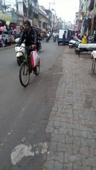 मुख्य बाजार का दर्द: चौपट यातायात कर रहा परेशान