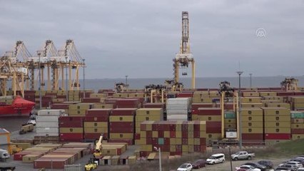 Meslek lisesi öğrencileri staj yaptıkları limanda işe başlayacak