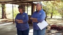 Texas Flip and Move - Se6 - Ep05 - The Snows' Cool Kitchen vs. Casey and Catrina's Contemporary Flip HD Watch
