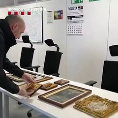 Detenida por vender joyas falsas